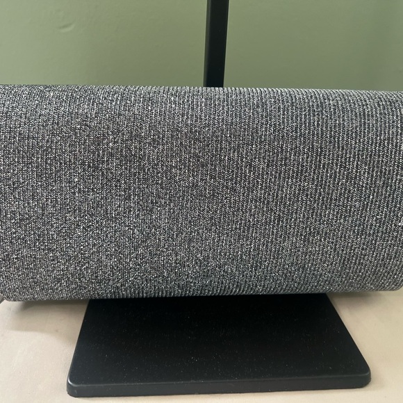 Elegant Silver Sparkle Clutch Bag - Picture 2 of 6